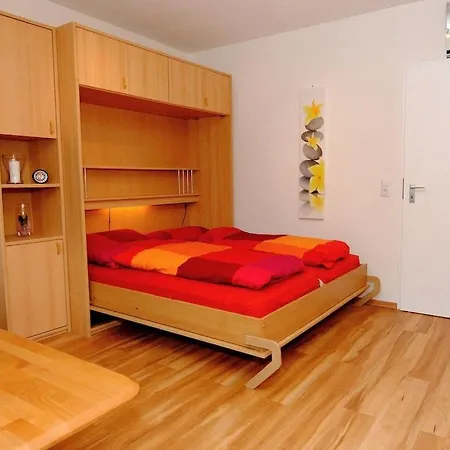 Semesterbostad Holiday Apartment With 1 Bedroom *