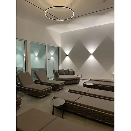 Holiday Apartment With 1 Bedroom